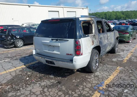 2007 GMC Yukon Denali z USA, uszkodzony, nr VIN 1GKFK63857J335272